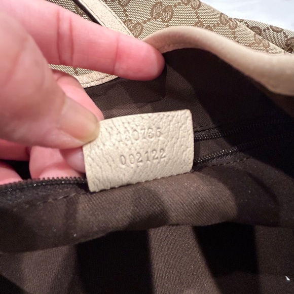 Authentic Gucci Tote Bag - Picture 6 of 7